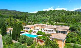 Maison 17 Pièces 678 m² à vendre à Le Rouret (06650)