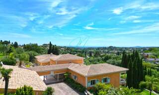 Maison 17 Pièces 678 m² à vendre à Le Rouret (06650)