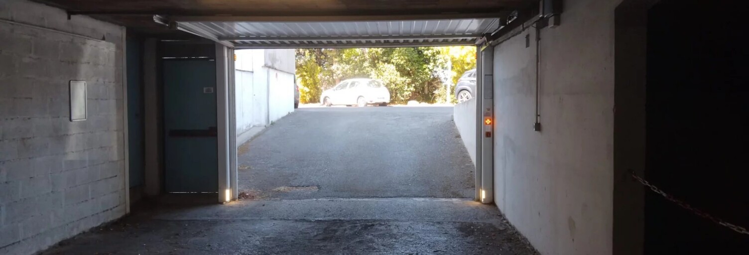 Garage  10 m² à vendre à Marseille 12 (13012)