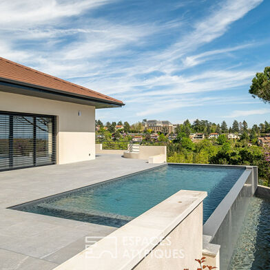 Maison 8 pièces 1395000 €