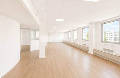 BUREAUX à LOUER — photo du bien