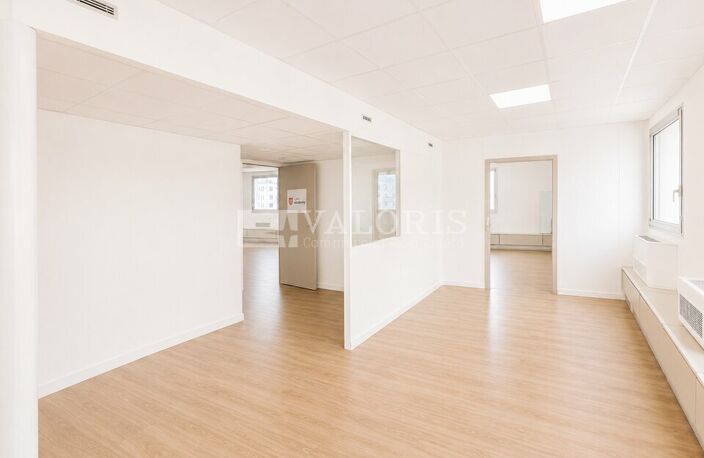 BUREAUX à LOUER — photo 5