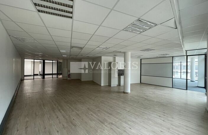 BUREAUX à LOUER — photo 4