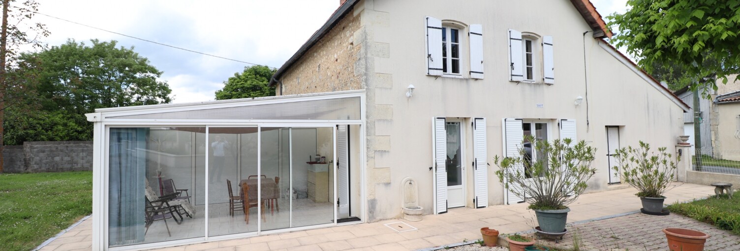 Maison 5 Pièces 110 m² à vendre à Le Fouilloux (17270)