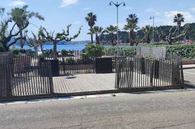 Commerce  180000 €