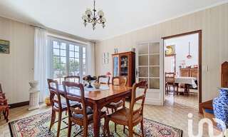 Maison 9 Pièces 267 m² à vendre à Saint-Pierre-d'Aurillac (33490)