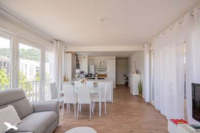 Appartement 3 pièces 244899 €