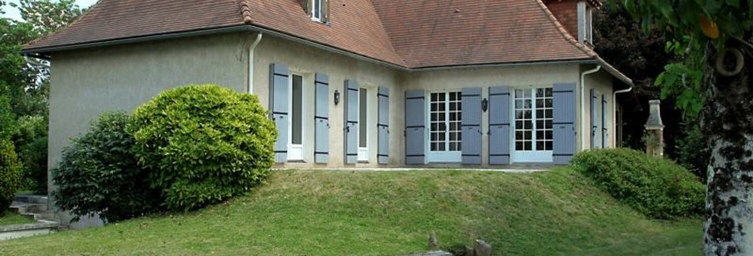 Maison 6 Pièces 143 m² à vendre à Saint-Laurent-des-Hommes (24400)