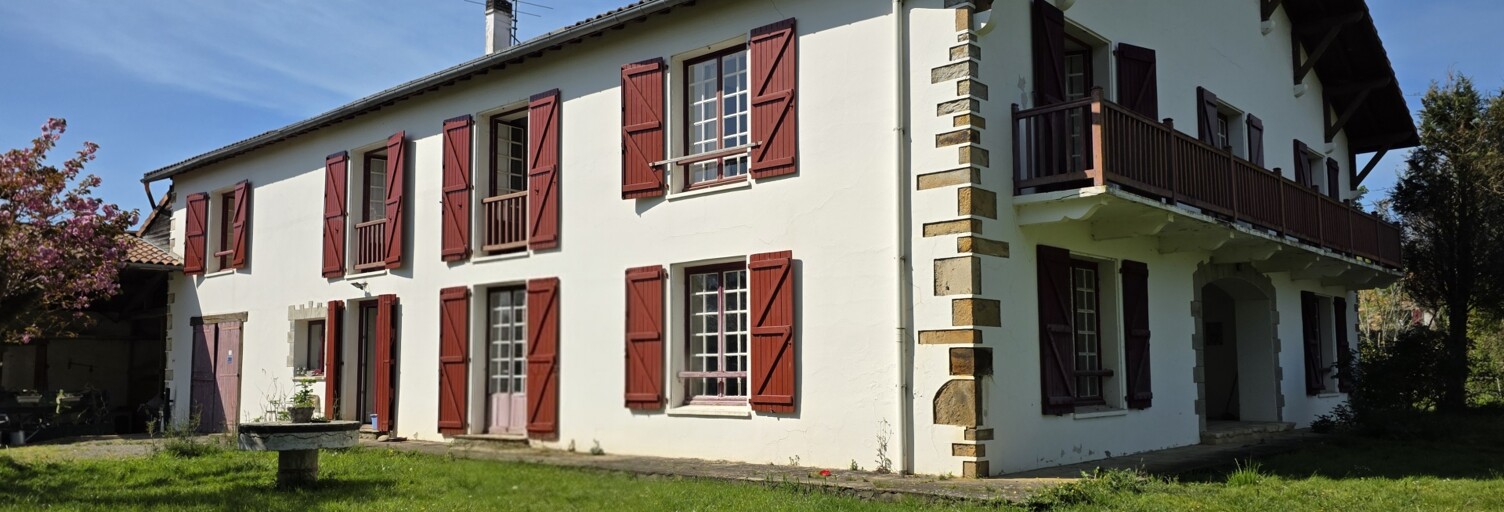 Maison 11 Pièces 350 m² à vendre à Aïcirits-Camou-Suhast (64120)