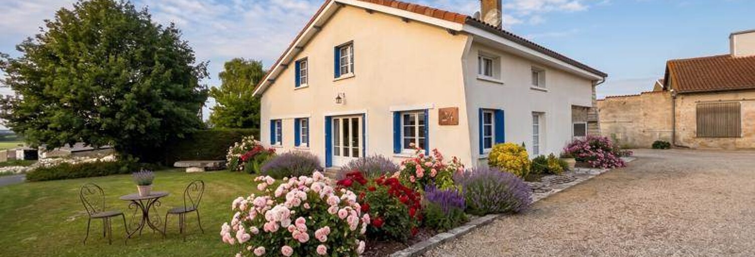 Maison 9 Pièces 255 m² à vendre à Barbezieux-Saint-Hilaire (16300)