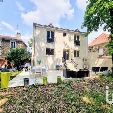 Maison 7 pièces 925000 €