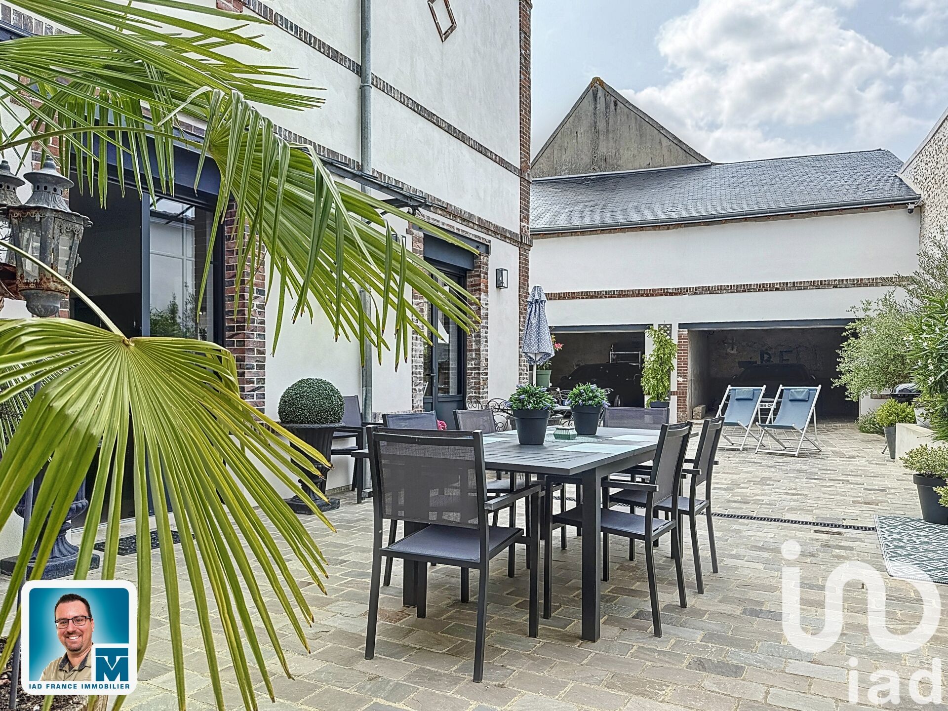 Nogent-Le-Roi - 320m² - 12p. - 8ch.