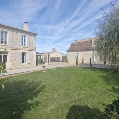 Maison 11 pièces 927500 €