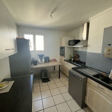Appartement 5 pièces 127680 €