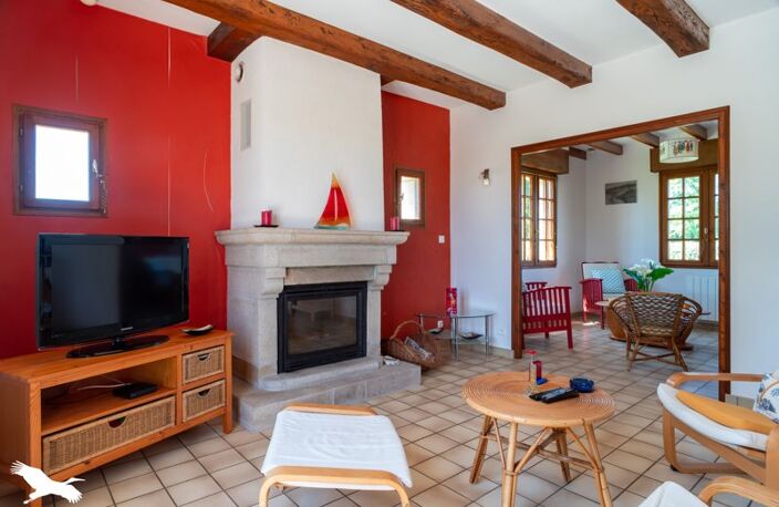 Vente maison 5 pièces 172 m² Plouhinec (29780) — photo 2