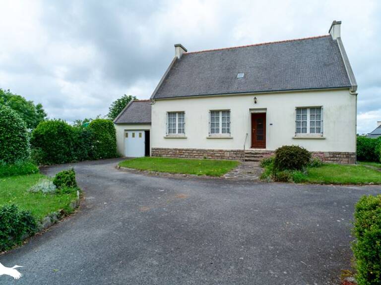 Maison de bourg de 6 pièces principales — photo 1