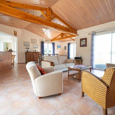 Maison 6 pièces 937800 €