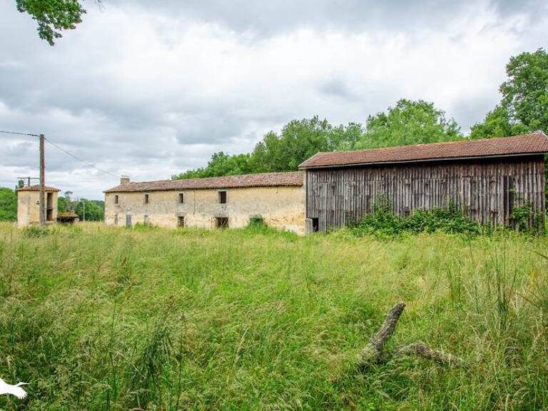Ferme (tte) de 2 pièces principales — photo 1