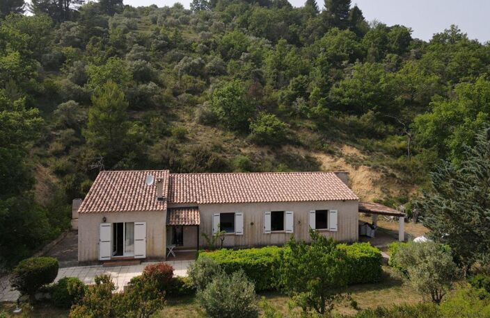 Villa de plain-pied (120m²) avec garage sur 6 400m² de terrain - RIEZ — photo 2