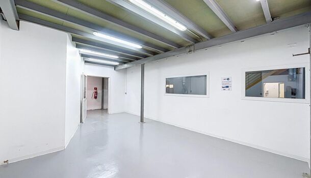 Local d'activit&eacute;s  à louer Afa 20167