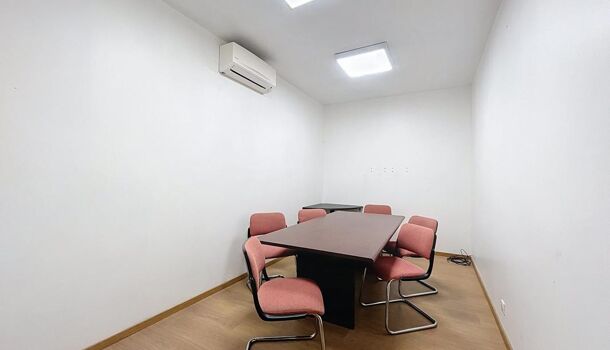 Local d'activit&eacute;s  à louer Afa 20167