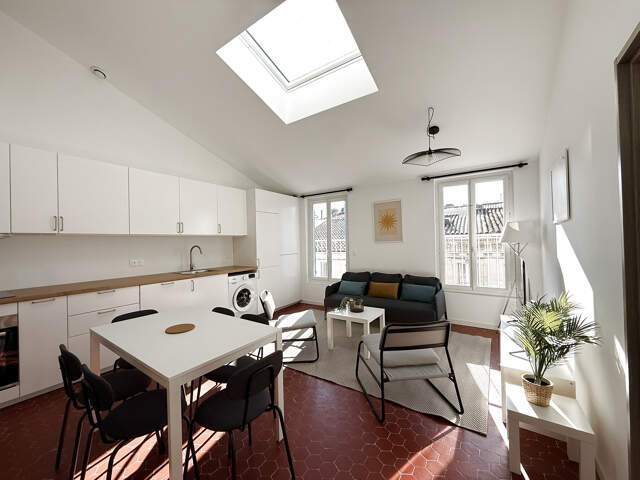 Dernier étage T3 comme neuf plus mezzanine, balcon. — photo du bien