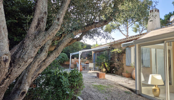 Villa / Maison 7 pièces  à vendre Giens 83400