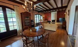 Maison 4 Pièces 122 m² à vendre à Vic-le-Comte (63270)