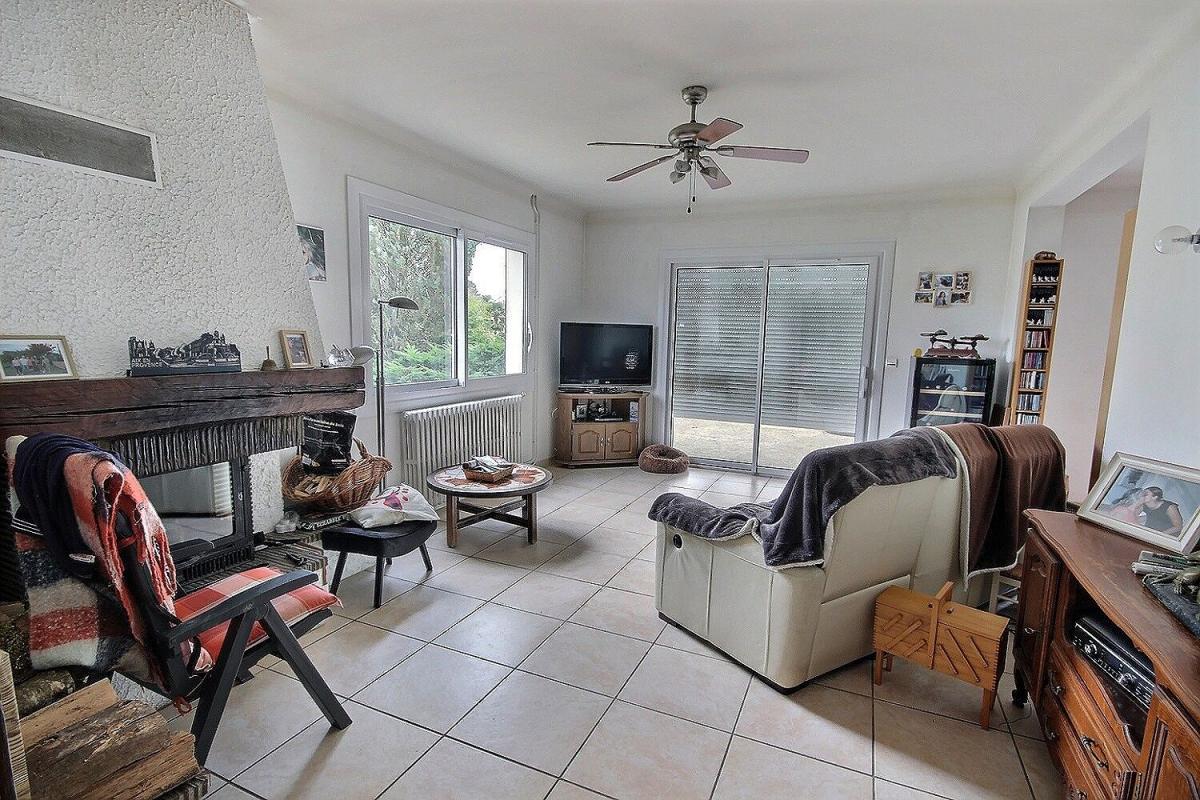 Villa / Maison  T7 à vendre Artix 64170