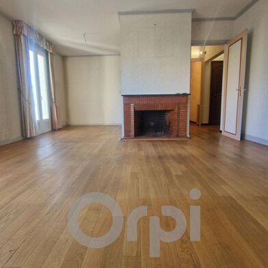 Appartement 4 pièces 395200 €