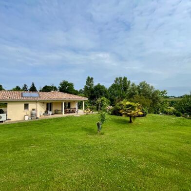 Maison 4 pièces 307000 €