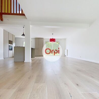 Maison 6 pièces 499500 €