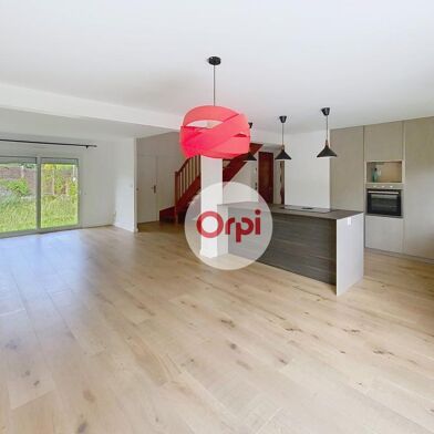 Maison 6 pièces 499500 €