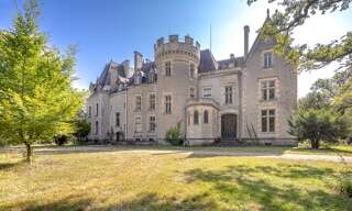 Maison 30 Pièces 1174 m² à vendre à La Guerche-sur-l'Aubois (18150)