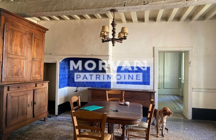 MAISON DE CARACTERE 142.64 m COEUR VILLAGE BAZOIS AVEC GARAGE ET COUR - 69 000 € — photo 2