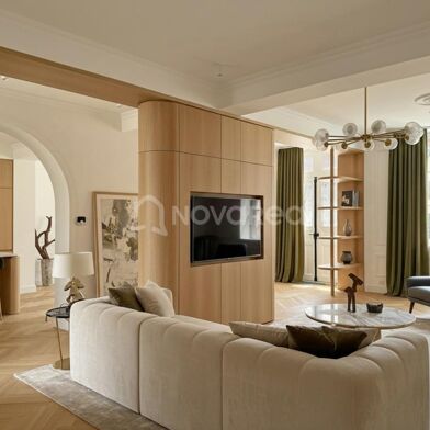 Maison 7 pièces 749000 €