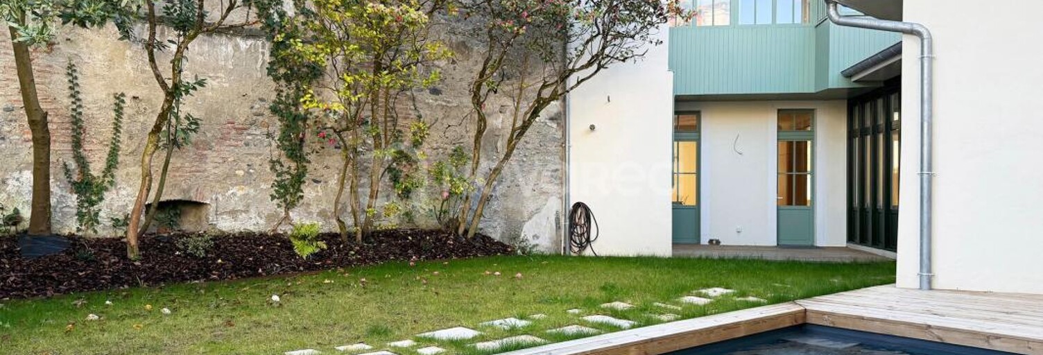 Maison 7 Pièces 247 m² à vendre à Pau (64000)