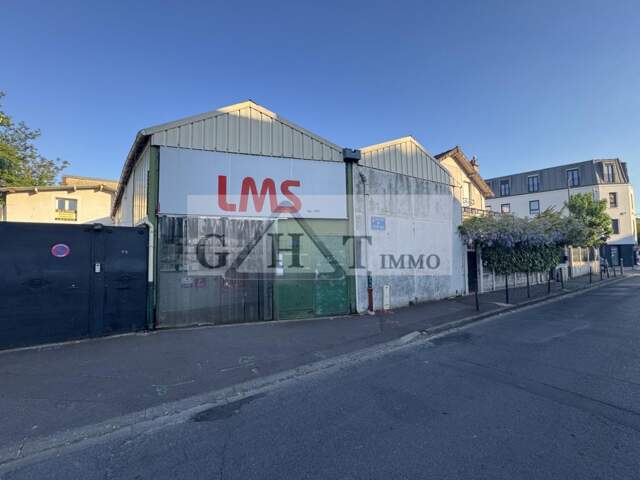 Entrepôt à louer – 170 m² – Asnières — photo du bien