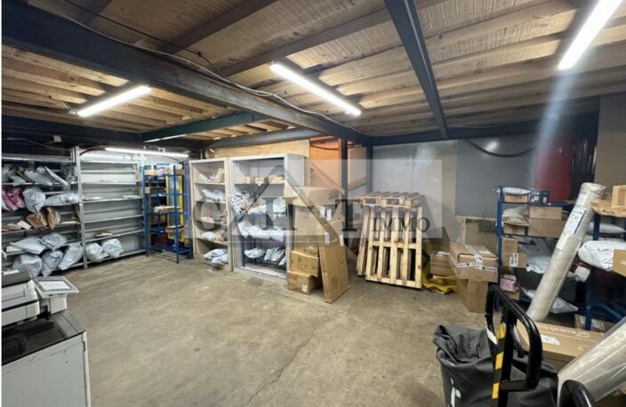 Entrepôt à louer – 170 m² – Asnières — photo 2