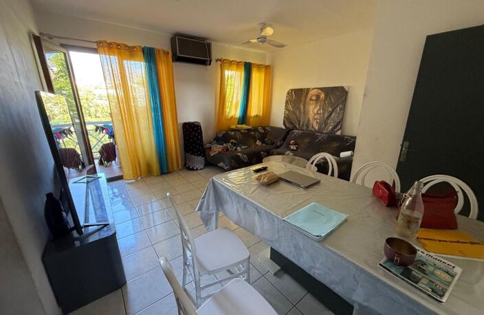 À Saint-Denis, appartement F3 de 60 m2 avec Grande terrasse — photo 3