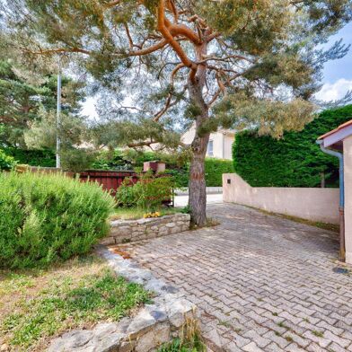 Maison 4 pièces 354000 €