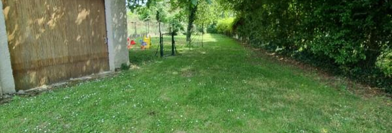 Garage  104 m² à vendre à Lorris (45260)