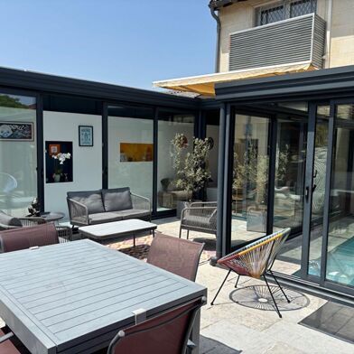 Maison 9 pièces 840000 €