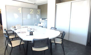 Bureau  138 m² à louer à Avignon (84000)