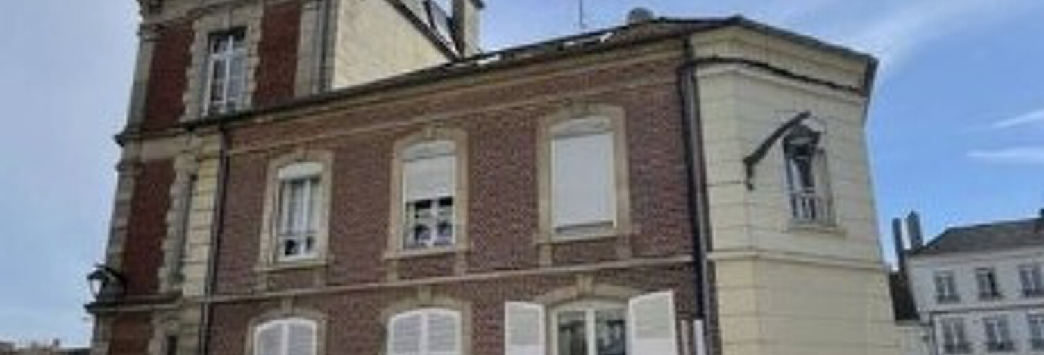 Immeuble  133 m² à vendre à Mouy (60250)