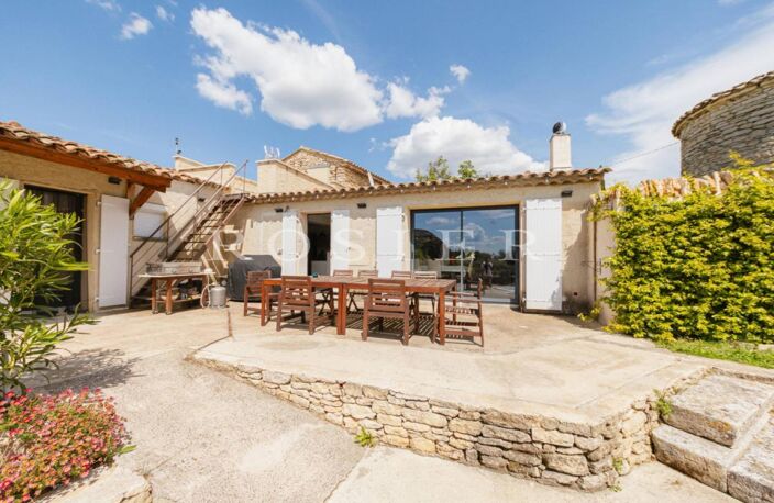 Gordes : rare propriété de village en position dominante avec pi — photo 4