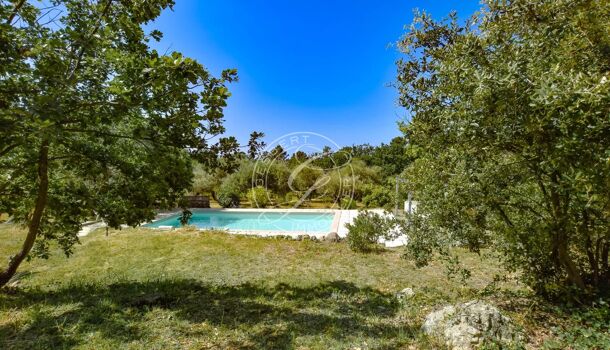 Villa / Maison 8 pièces  à vendre Tourtour 83690