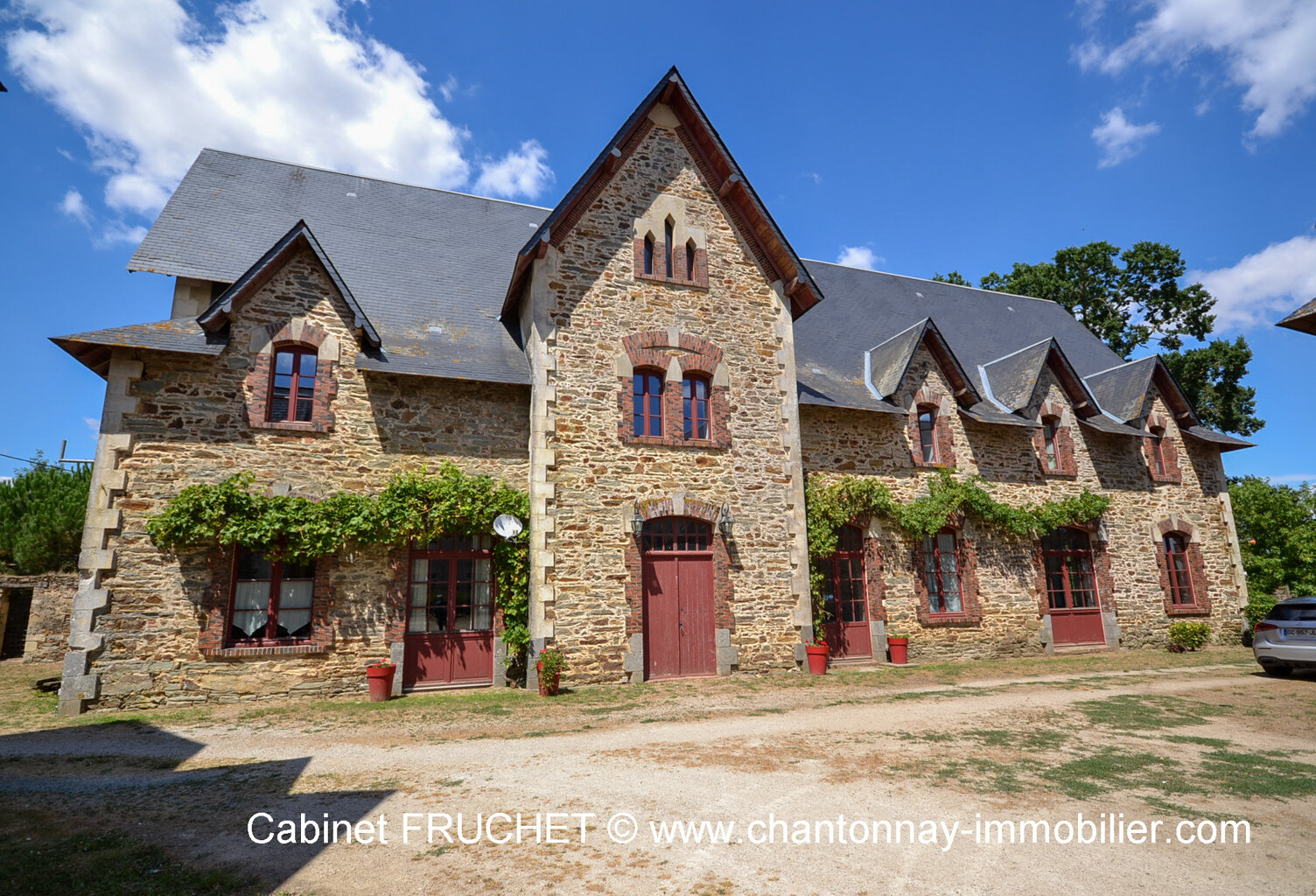 LES HERBIERS - Propriété de charme rénovée. — photo 1