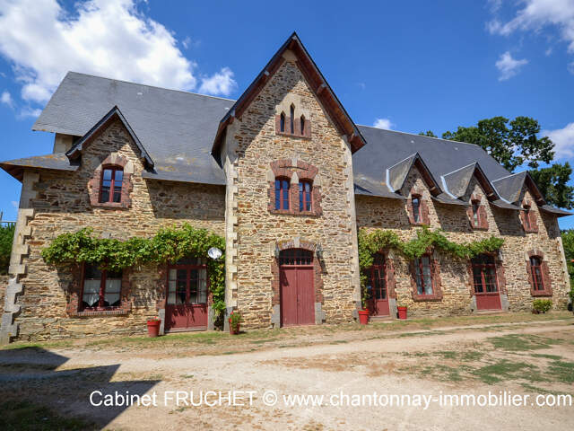 LES HERBIERS - Propriété de charme rénovée. — photo du bien