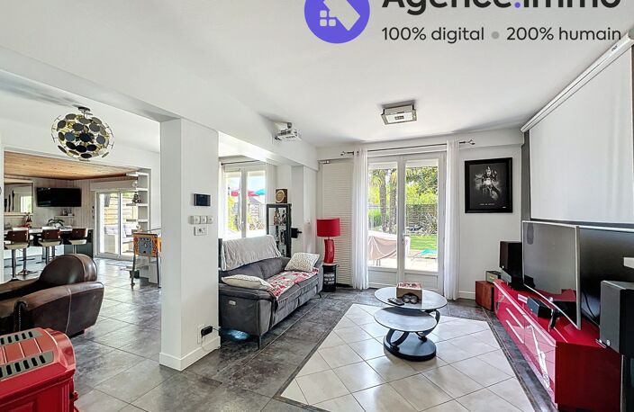 Maison de 160 m² avec 4 Chambres à Parçay-Meslay — photo 5